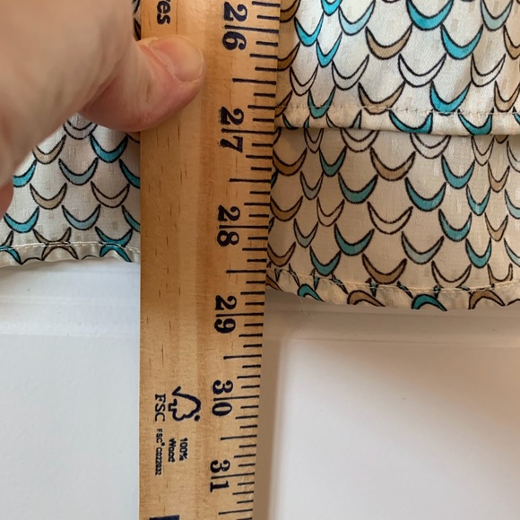 Talbots Popover silky top. - Picture 4 of 6